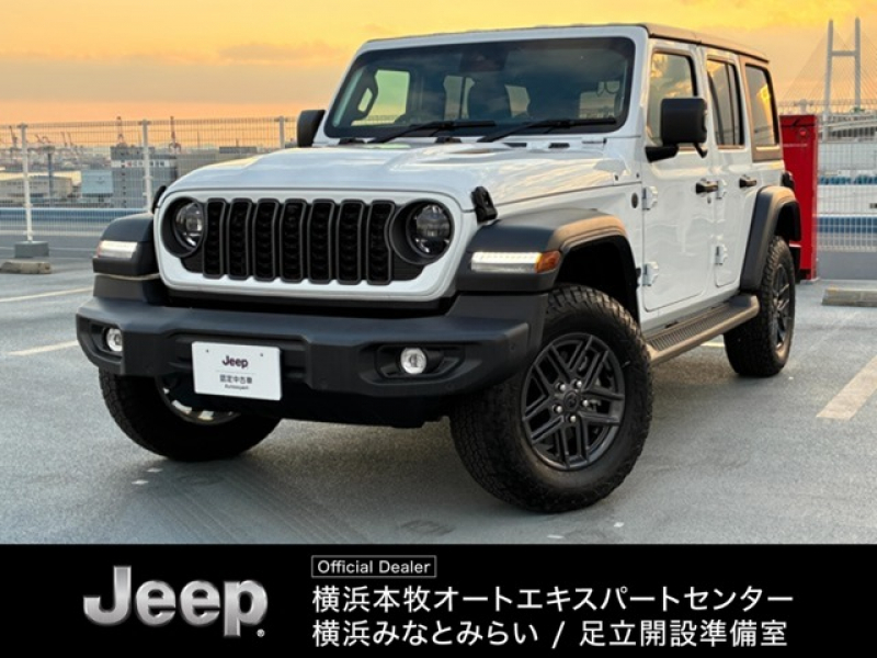 ジープ ラングラー アンリミテッド スポーツ 認定中古車　登録済未使用車　AppleCarPlay　サイドステップ　アダプティブクルーズコントロール　ブラインドスポットモニター　LEDヘッドライト　フォグランプ　バックカメラ　フロントカメラ　ETC車載器 認定中古車